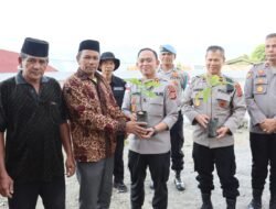 Jumat Barokah, Polres Aceh Tengah Salurkan Sembako ke warga terdampak dan Bibit Buah Dukung Green Policing