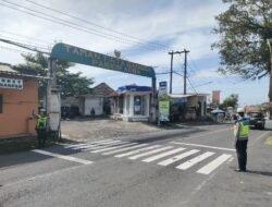 Ciptakan Situasi Kondusif, Sat Lantas Melaksanakan Pengamanan di Obyek Wisata Tirtagangga