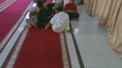 DKM Masjid Babbul Falah Bukit Tempurung Santun Anak Yatim