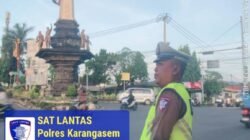 Ciptakan Ketertiban dan Kelancaran Lalu Lintas, Personil Lantas Melaksanakan Penjagaaan dan Pengaturan di Ktl 2