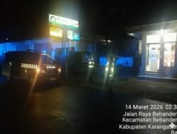 Pastikan Situasi Kamtibmas Kondusif, Polsek Bebandem Gelar Blue Light Patrol