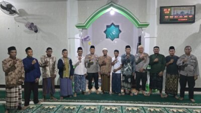 Gelar Sholat Subuh Keliling di Bulan Ramadhan, Polsek Rambang Jalin Silaturahmi dan Berikan Keamanan pada Masyarakat