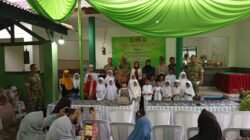 Koramil 0820-01 Kanigaran Probolinggo dan Media Online Nasional Pena Trisula Group Gelar Kegiatan Bagi Takjil dan Buka Bersama