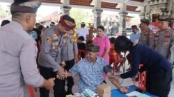 Melalui Program Minggu Kasih,  Polres Karangasem Berikan Layanan Kesehatan Gratis kepada Warga Desa Adat Jasri