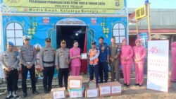 Kapolres Mesuji dan Ketua Bhayangkari Cabang Mesuji Tinjau Pos Yan & Pos PAM, Berikan Bingkisan kepada Petugas