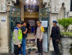 Polda Bali Berikan Rasa Aman dan Nyaman, Saat Umat Muslim Takbiran di Masjid An-Nur Denpasar