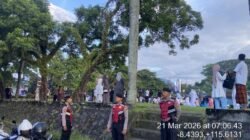 Personel Sat Samapta Laksanakan Pengamanan Sholat Id, di Lapangan Tanah Aron Amlapura