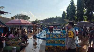 POLSEK TANJUNG RAJA PERKETAT PENGAMANAN OBJEK WISATA SAAT LIBUR IDUL FITRI 1447 H