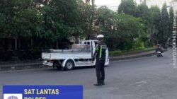 Cegah Laka Lantas, Unit Turjawali Sat Lantas Lakukan Pengaturan dan Penjagaan di Pos 3 Patung Salak Jasri