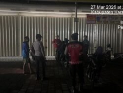 Cegah tindak Kriminalitas Malam Hari, Polsek Selat Gelar Blue Light Patrol 