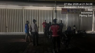Cegah tindak Kriminalitas Malam Hari, Polsek Selat Gelar Blue Light Patrol 