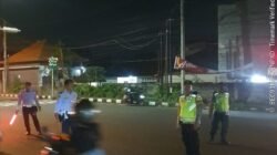 Jaga Kenyamanan Warga, Polsek Bebandem Amankan Pusat Keramaian Akhir Pekan di Jalur 11 Veteran Barat