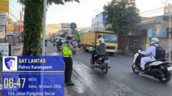 Berikan Rasa Aman kepada Para Pelajar, Anggota Lantas Polres Karangasem Laksanakan PH Pagi di Depan MAN Amlapura