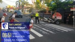 Polisi Sahabat Anak, Anggota Lantas Polres Karangasem Sebrangkan Siswa Siswi SD Negeri 4 Subagan