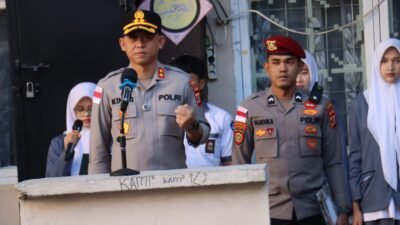 Hari Pertama Masuk Sekolah, Kapolres Aceh Tengah Ajak Siswa Gemar Baca Alquran dan Hindari Bullying
