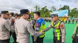 Halalbihalal dan Apresiasi Pasca Operasi Ketupat: Kapolres Teluk Bintuni Pimpin Apel Pagi Awal Tugas Pasca Idul Fitri