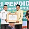 Pemkab Bireuen Raih Penghargaan dari Kemenag RI atas Kontribusi Luar Biasa di Sektor Keagamaan dan Pendidikan