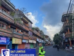 Satlantas Polres Karangasem Atensi Pos Sore dan Gatur Lalin, di Pasar Senggol Jalan Gajah Mada Amlapura