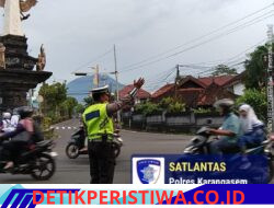 Pastikan Kelancaran Arus Lalu Lintas, Personil Lantas Lakukan Gatur Lalin di Ktl 2