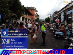 Cegah Kemacetan, Sat Lantas Polres Karangasem Berikan Binluh kepada Masyarakat di Depan Pasar Tradisional, Jalan Kesatrian Amlapura