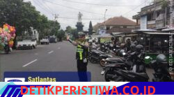 Rutinitas Pos Sore Satlantas Polres Karangasem Lakukan Gatur Lalin, di Pasar Senggol Jalan Gajah Mada Amlapura