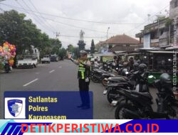 Rutinitas Pos Sore Satlantas Polres Karangasem Lakukan Gatur Lalin, di Pasar Senggol Jalan Gajah Mada Amlapura