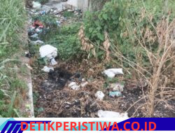 Saluran Irigasi tersumbat dipenuhi sampah dan Rusak setelah Banjir