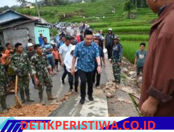 Bupati Humbang Hasundutan Tinjau Jembatan Bailey-Armco, Pastikan telah dapat dilalui kendaraan
