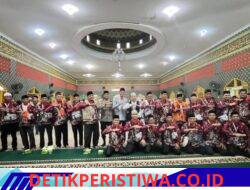 Kapolres dan Wakil Bupati Muratara Lepas Keberangkatan 48 Calon Jamaah Haji