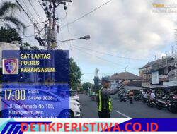 Satlantas Polres Karangasem Lakukan Pos Sore dan Gatur Lalin di Depan Pasar Senggol Jalan Gajah Mada Amlapura