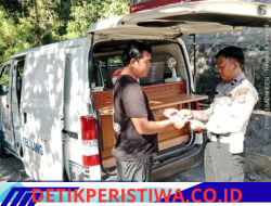 Sat Lantas Karangasem Berikan Kemudahan kepada Masyarakat,  Melalui Layanan Mobil SAMSAT Keliling