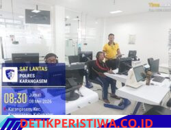 Pastikan Mengenal Rambu Rambu, Personil Lantas Berikan Teori Avis Komputerisasi kepada Pemohon SIM Baru