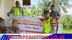Polsek Belitang III Salurkan Sembako kepada Warga Kurang Mampu Sambut HUT Bhayangkara ke-80
