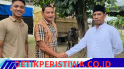 Acara 100 Hari Wafatnya Umi Blang Blahdeh, Istri Almarhum Abu Tumin, Bupati Bireuen Ir. H. Mukhlis, ST Sedekahkan Seekor Lembu