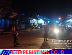 Jaga Kamtibmas Tetap Kondusif, Polsek Bebandem Gelar Blue Light Patrol Hingga Dini Hari