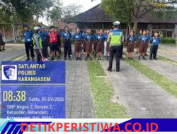Melalui Program Police Goes To School” Safety Riding Sat Lantas Polres Karangasem Edukasi Siswa Siswi SMP N 2 Bebandem Berlalulintas yang Benar 
