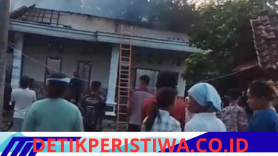 Jago Merah Lalap Rumah Dan Warung Embah Wiji Warga Desa Argo Mulyo Belitang Jaya
