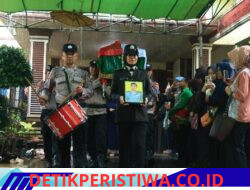 Kapolda Lampung Berikan Penghormatan Terakhir,  Upacara Pemakaman Bripka Anumerta Arya Supena yang Gugur dalam Tugas
