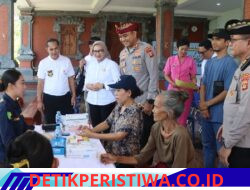 Sinergi Polri dan Kejaksaan, Kapolres beserta Kajari Karangasem Gelar Pengobatan Gratis di Desa Tianyar Tengah
