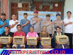 Selain Gelar Pengobatan Gratis dan Serahkan Kursi Roda, Kapolres Karangasem Salurkan Sembako kepada Warga Kurang Mampu