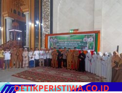 Kapolres Lhokseumawe AKBP Dr. Ahzan Hadiri Peusijuek Calon Jemaah Haji di Masjid Agung Islamic Centre