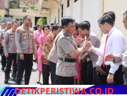 Momen Haru Pelepasan Pejabat Lama: Datang Membawa Harapan, Pergi Meninggalkan Jejak Pengabdian