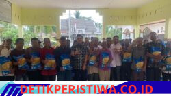 Pemko Langsa Melalui Dinas DPPKP Menyerahkan Bantuan Bibit Padi Kepada Petani