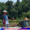 Kades Pulau Tengah dan Warga Gotong Royong Perbaiki Jembatan Rusak Akibat Banjir Bandang