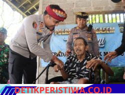 Sentuhan Kasih Kapolres Karangasem dalam Bakti Sosial, Serahkan Bantuan Kursi Roda bagi Penyandang Disabilitas