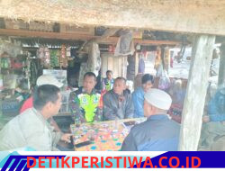 Babinsa Koramil 10/Celala Bahas Permasalahan Irigasi Sawah Bersama Warga Ramung Ara