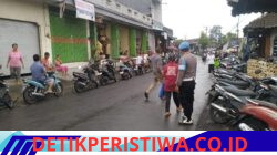 Pastikan Pelaksanaan Tugas di Lapangan Berjalan Optimal, Kanit Provos Awasi Pelaksanaan Pos PH Pagi di Sepanjang Jalan di Depan Pasar
