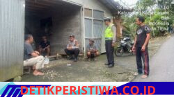 Pawas Polsek Selat Aiptu Womi Ali Imron Pimpin Patroli Dialogis, Sampaikan Himbauan Kamtibmas dan Sosialisasikan Bahaya Narkoba