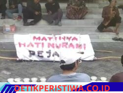 Pendukung Gus Yani Kecewa, 40 Hari Bertahan di DPRD Gresik Belum Pernah Ditemui