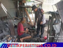 Melalui Patroli Siang Personel Polsek Selat Sambangi Obyek Vital, Sosialisasikan Bahaya Narkoba kepada Masyarakat 